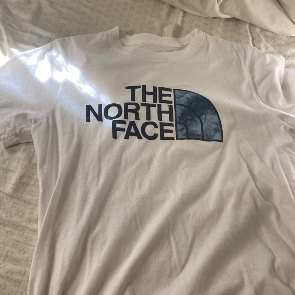 womans north face tshirt